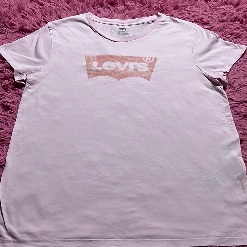 Womens Short Sleeve Levi’s Tshirt